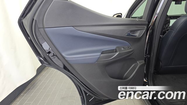 Chevrolet Korea 볼트 EUV 2022 — photo 15