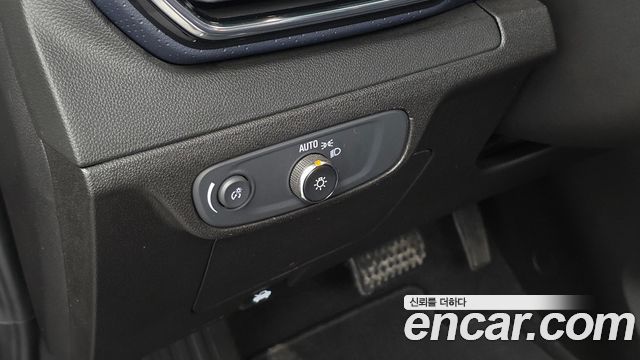 Chevrolet Korea 볼트 EUV 2022 — photo 31