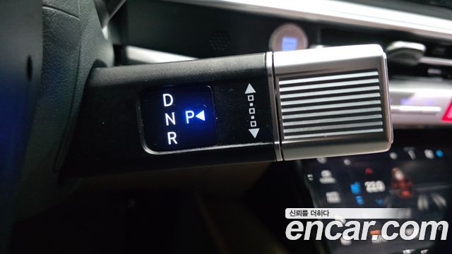 Hyundai Grandeur 2023 — photo 9