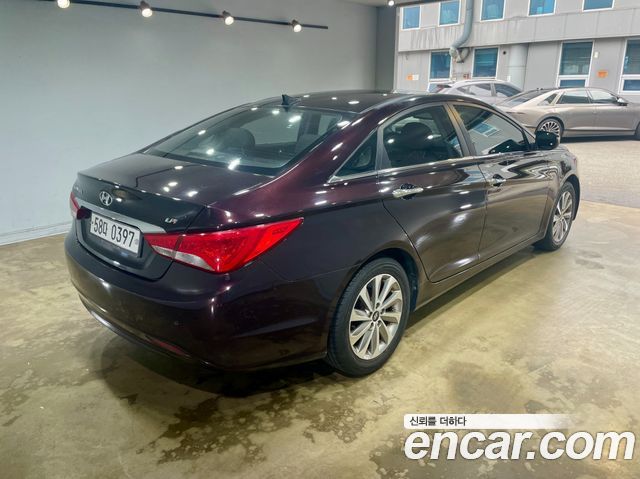 Hyundai Sonata 2014 — photo 2