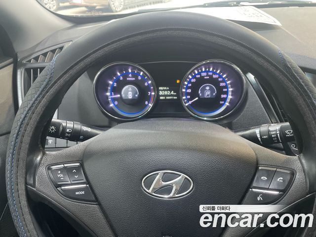 Hyundai Sonata 2014 — photo 8