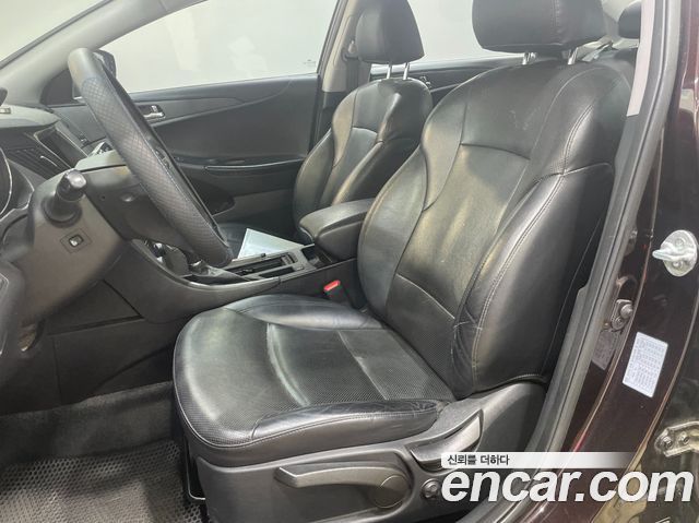 Hyundai Sonata 2014 — photo 10