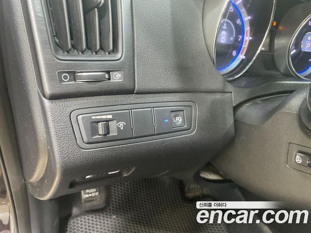 Hyundai Sonata 2014 — photo 13