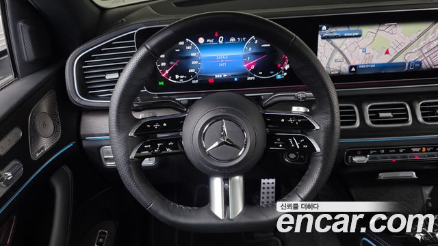 Mercedes-Benz GLE-Class 2025 — photo 14