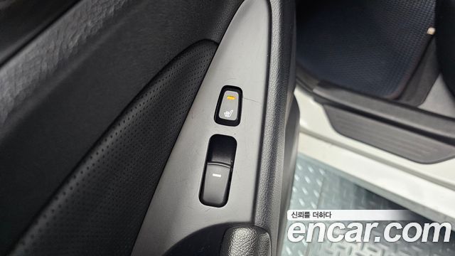 Hyundai Sonata 2014 — photo 19