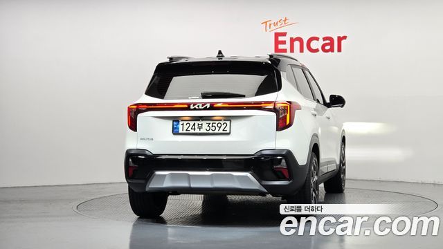 Kia Seltos 2023 — photo 4