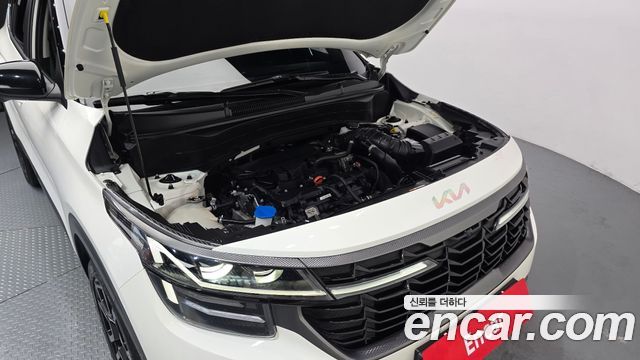 Kia Seltos 2023 — photo 6