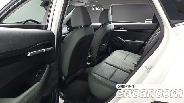 Kia Seltos 2023 — photo 11