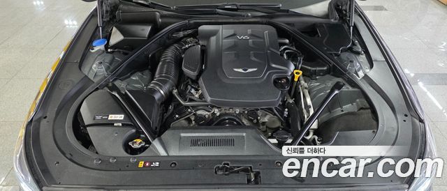 Genesis G80 2018 — photo 11