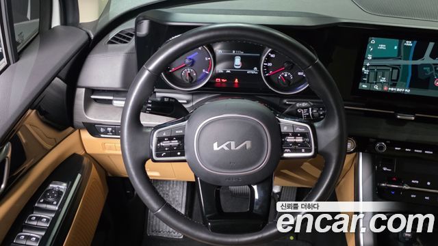 Kia Canival 2023 — photo 19