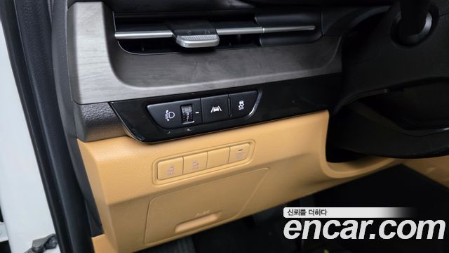 Kia Canival 2023 — photo 22