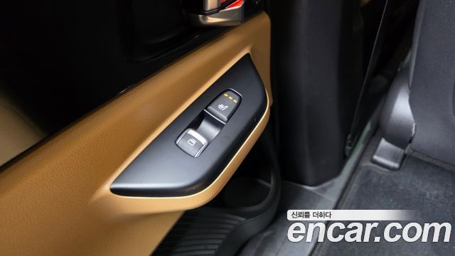 Kia Canival 2023 — photo 25