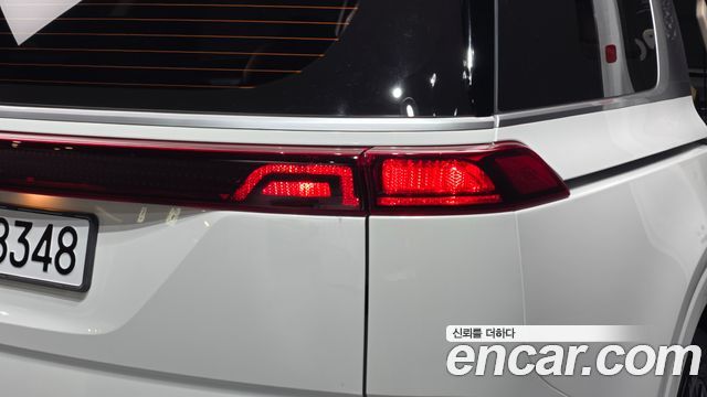 Kia Canival 2023 — photo 9
