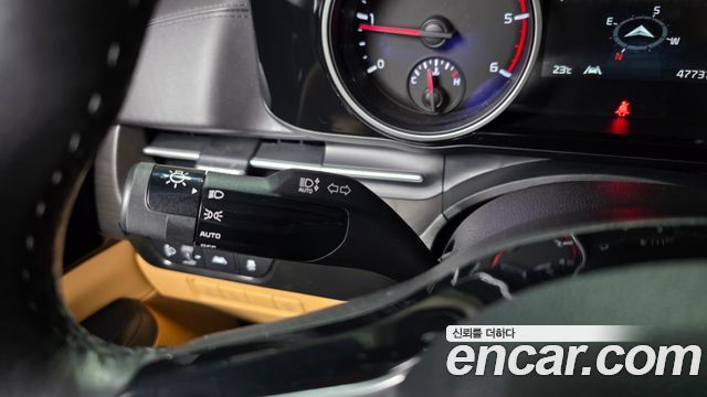 Kia Canival 2023 — photo 34