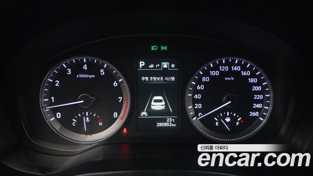 Hyundai Grandeur 2018 — photo 8