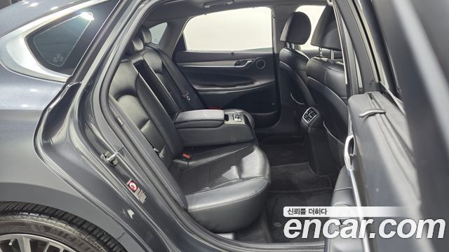 Hyundai Grandeur 2018 — photo 12