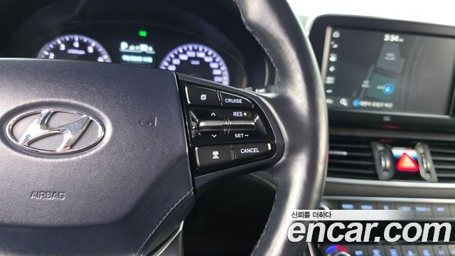 Hyundai Grandeur 2018 — photo 16