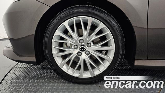 Toyota Camry 2018 — photo 5