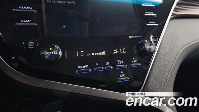 Toyota Camry 2018 — photo 23
