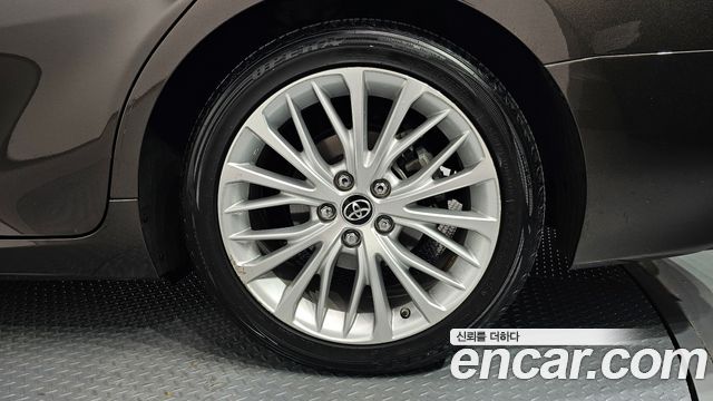 Toyota Camry 2018 — photo 7