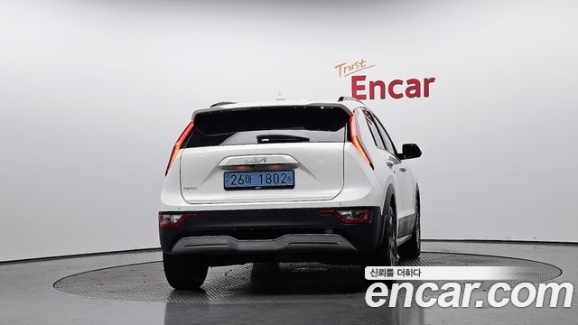 Kia Niro 2023 — photo 4