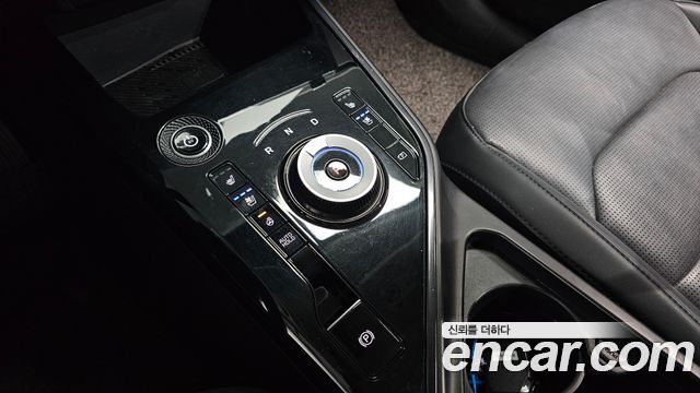 Kia Niro 2023 — photo 12