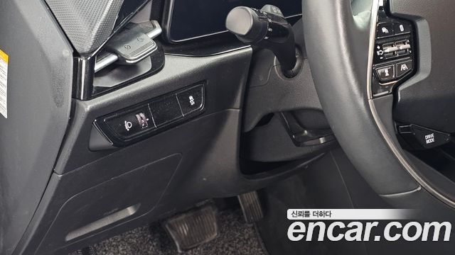 Kia Niro 2023 — photo 23