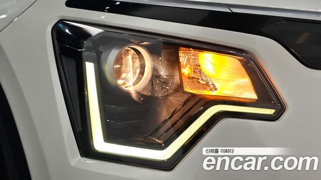 Kia Niro 2023 — photo 8
