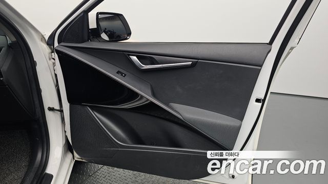 Kia Niro 2023 — photo 14