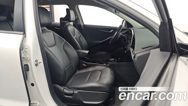 Kia Niro 2023 — photo 16