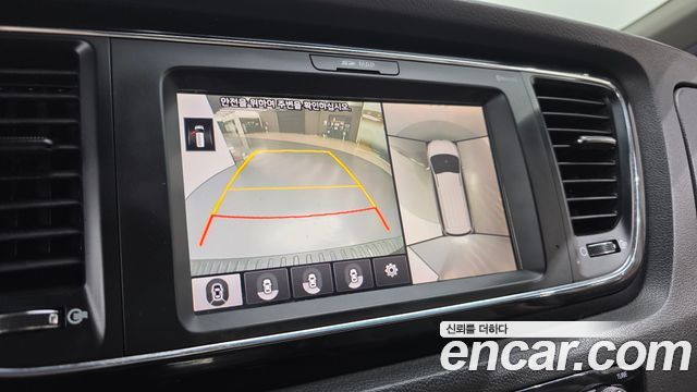 Kia Canival 2018 — photo 14