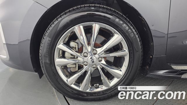 Kia Canival 2019 — photo 5