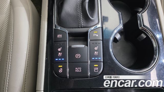 Kia Canival 2019 — photo 17