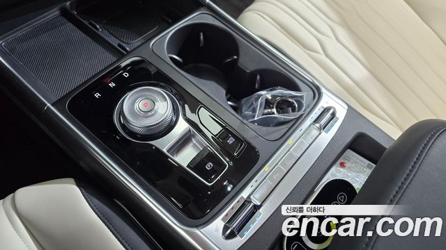 Kia Canival 2025 — photo 12