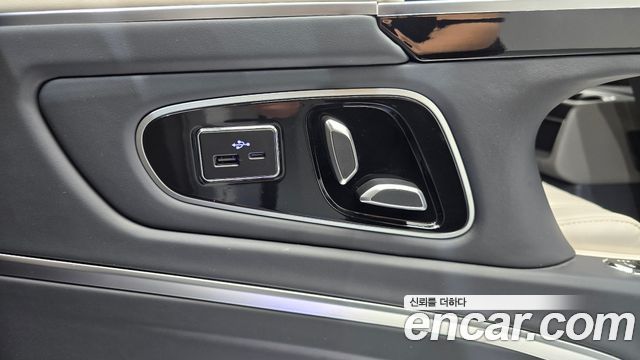 Kia Canival 2025 — photo 25