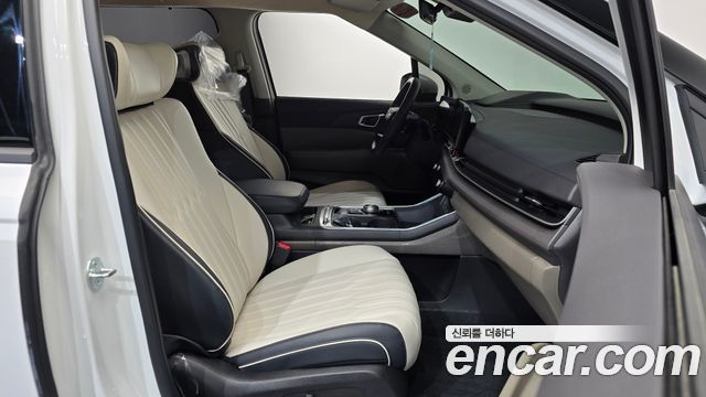 Kia Canival 2025 — photo 16