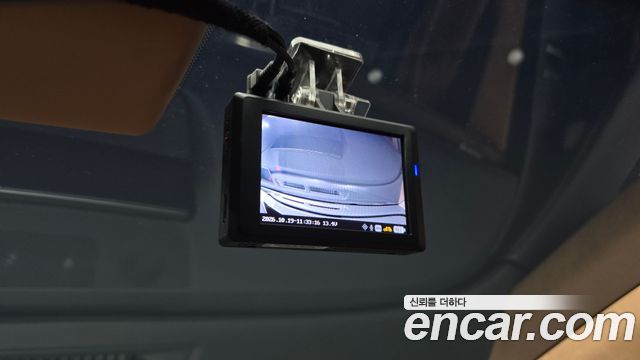 Genesis G80 2021 — photo 32