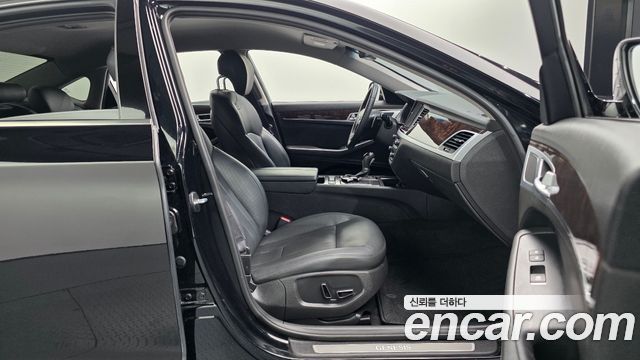 Hyundai Genesis 2016 — photo 11