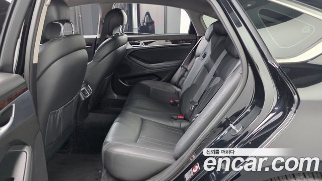 Hyundai Genesis 2016 — photo 12