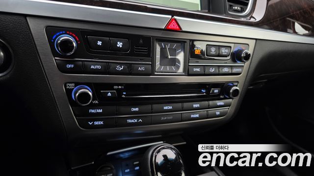 Hyundai Genesis 2016 — photo 16