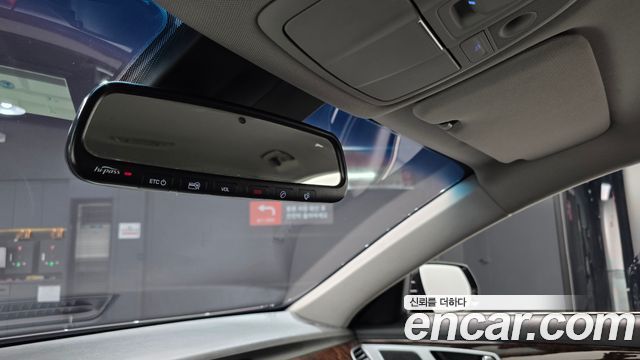 Hyundai Genesis 2016 — photo 18