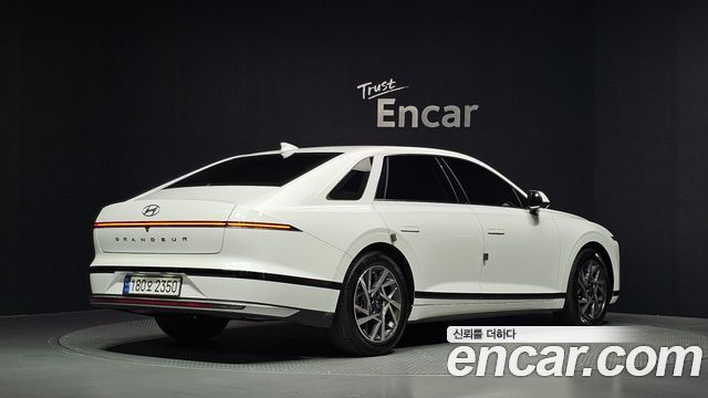 Hyundai Grandeur 2023 — photo 2