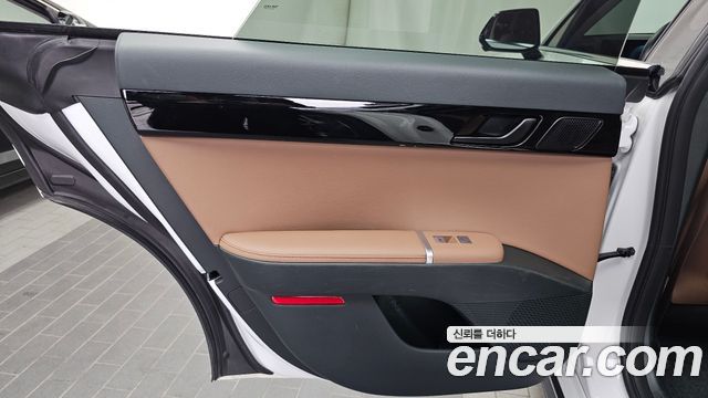 Hyundai Grandeur 2023 — photo 15