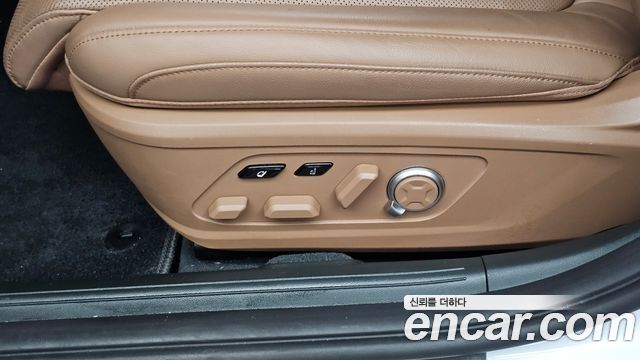 Hyundai Grandeur 2023 — photo 16