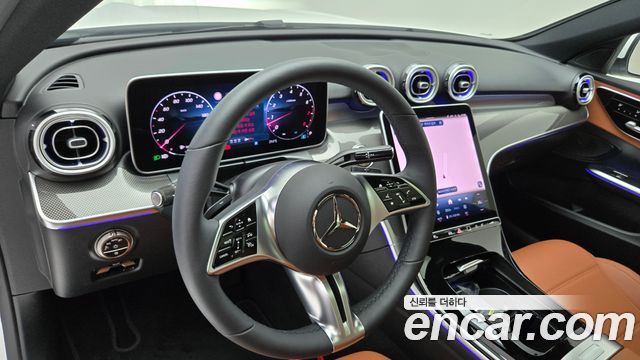 Mercedes-Benz C-Class 2026 — photo 13