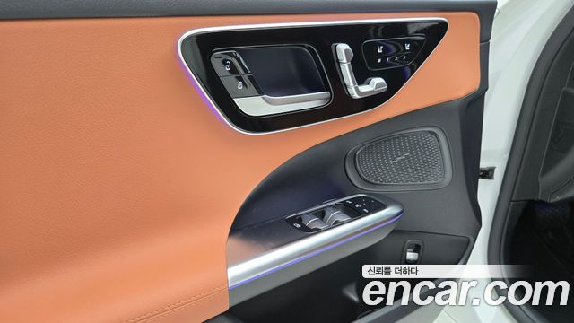 Mercedes-Benz C-Class 2026 — photo 15