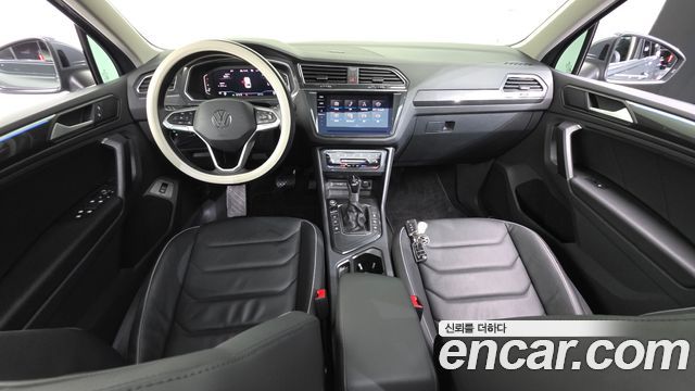 Volkswagen Tiguan 2024 — photo 10
