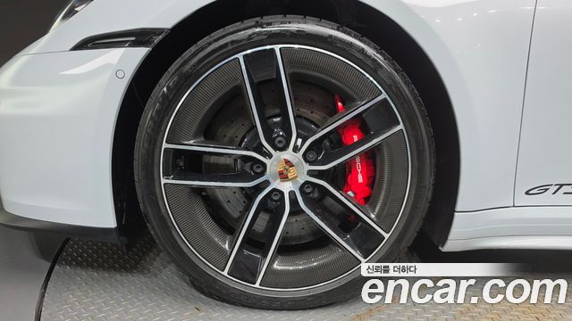 Porsche 911 2025 — photo 5