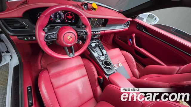 Porsche 911 2025 — photo 7