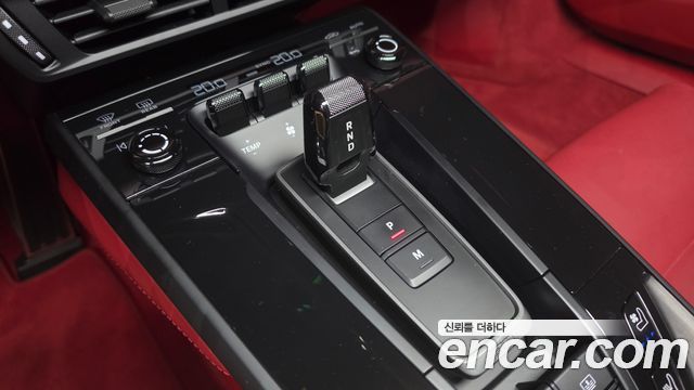 Porsche 911 2025 — photo 9